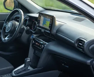 Toyota Yaris Cross 2025 con sistema A trazione anteriore, disponibile in Becici.