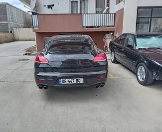 Motore Benzina da 3,0L di Porsche Panamera 2016 per il noleggio a Tbilisi.