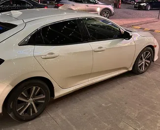 Honda Civic 2020 disponibile per il noleggio a Batumi, con limite di chilometraggio di illimitato.