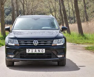 Noleggio auto Volkswagen Tiguan 2022 in Montenegro, con carburante Diesel e 190 cavalli di potenza ➤ A partire da 40 EUR al giorno.