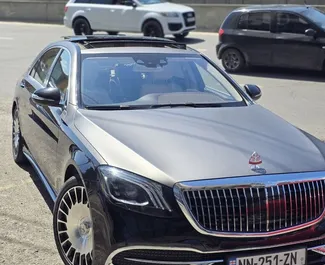 Noleggio Mercedes-Benz S-Class. Auto Premium, Lusso per il noleggio in Georgia ✓ Cauzione di Deposito di 300 GEL ✓ Opzioni assicurative RCT, FDW, Passeggeri, Furto.