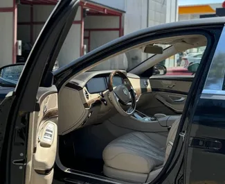 Motore Benzina da 47,0L di Mercedes-Benz S-Class 2013 per il noleggio a Tbilisi.