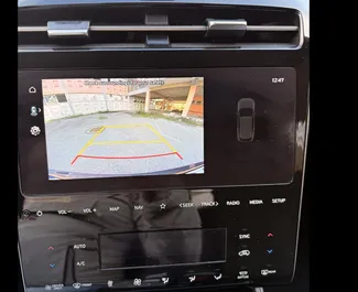 Hyundai Tucson 2024 disponibile per il noleggio in Becici, con limite di chilometraggio di illimitato.