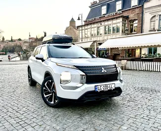 Noleggio auto Mitsubishi Outlander 2022 in Georgia, con carburante Benzina e 180 cavalli di potenza ➤ A partire da 135 GEL al giorno.
