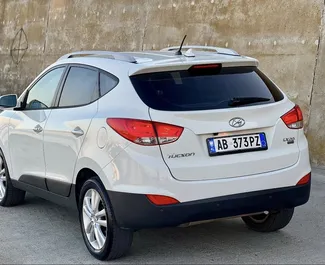 Noleggio auto Hyundai Tucson 2014 in Albania, con carburante Diesel e 130 cavalli di potenza ➤ A partire da 25 EUR al giorno.