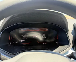 Noleggio SEAT Ibiza. Auto Economica, Comfort per il noleggio in Tunisia ✓ Cauzione di Deposito di 800 EUR ✓ Opzioni assicurative RCT.