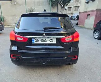 Mitsubishi Outlander Sport 2018 disponibile per il noleggio all'aeroporto di Tbilisi, con limite di chilometraggio di illimitato.