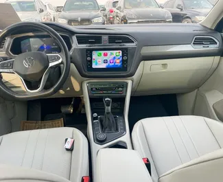 Noleggio auto Volkswagen Tiguan 2023 in Georgia, con carburante Benzina e 186 cavalli di potenza ➤ A partire da 155 GEL al giorno.