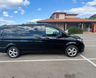 Noleggio Mercedes-Benz V-Class. Auto Premium, Lusso, Monovolume per il noleggio in Montenegro ✓ Cauzione di Deposito di 800 EUR ✓ Opzioni assicurative RCT, CDW, SCDW, FDW, Passeggeri, All'estero.