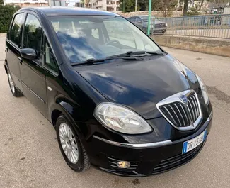 Noleggio auto Lancia Musa 2010 in Albania, con carburante Benzina e  cavalli di potenza ➤ A partire da 14 EUR al giorno.
