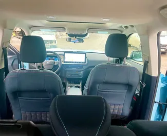 Ford Bronco 2025 disponibile per il noleggio a Tbilisi, con limite di chilometraggio di illimitato.