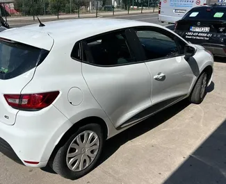Noleggio auto Renault Clio 4 #16480 Manuale all'aeroporto di Podgorica, dotata di motore 1,5L ➤ Da Yan in Montenegro.
