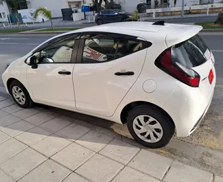 Noleggio auto Toyota Aqua 2024 a Cipro, con carburante Ibrido e 120 cavalli di potenza ➤ A partire da 20 EUR al giorno.