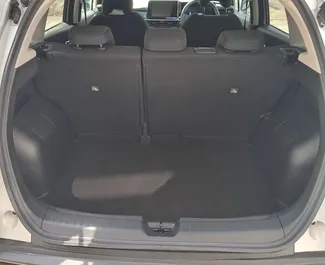 Motore Ibrido da 1,4L di Nissan Note 2024 per il noleggio a Limassol.
