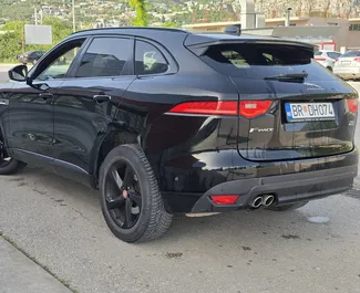 Noleggio Jaguar F-PACE. Auto Premium, Lusso, Crossover per il noleggio in Montenegro ✓ Cauzione di Senza deposito ✓ Opzioni assicurative RCT, CDW, SCDW, Passeggeri, All'estero.