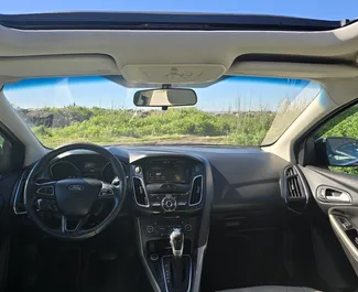 Motore Benzina da 2,0L di Ford Focus 2015 per il noleggio a Batumi.