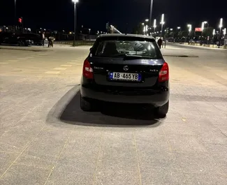 Noleggio Skoda Fabia. Auto Economica per il noleggio in Albania ✓ Cauzione di Senza deposito ✓ Opzioni assicurative RCT, All'estero.