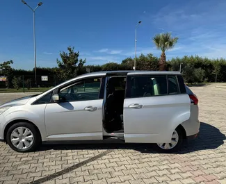 Noleggio Ford C-Max Grand. Auto Comfort, Monovolume per il noleggio in Albania ✓ Cauzione di Senza deposito ✓ Opzioni assicurative RCT, All'estero.