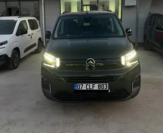 Noleggio auto Citroen Berlingo #16396 Automatico all'aeroporto di Antalya, dotata di motore 1,5L ➤ Da Çağatay in Turchia.
