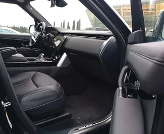 Noleggio Land Rover Range Rover. Auto Premium, Lusso, SUV per il noleggio in Azerbaigian ✓ Cauzione di Deposito di 1000 AZN ✓ Opzioni assicurative RCT, CDW, SCDW, Furto.