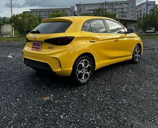 MG 3 2025 disponibile per il noleggio all'aeroporto di Phuket, con limite di chilometraggio di illimitato.