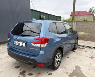 Vista frontale di un noleggio Subaru Forester a Kutaisi, Georgia ✓ Auto #16486. ✓ Cambio Automatico TM ✓ 0 recensioni.