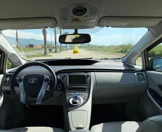 Noleggio auto Toyota Prius 2012 in Georgia, con carburante Ibrido e 120 cavalli di potenza ➤ A partire da 100 GEL al giorno.