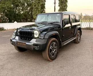 Noleggio Mahindra Thar Roxx. Auto SUV, Crossover per il noleggio a Goa ✓ Cauzione di Deposito di 60 USD ✓ Opzioni assicurative RCT.