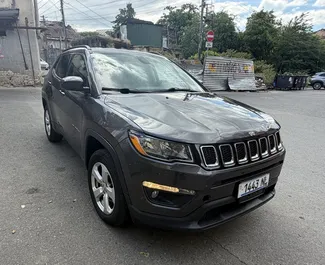 Noleggio Jeep Compass. Auto Comfort, Crossover per il noleggio in Georgia ✓ Cauzione di Senza deposito ✓ Opzioni assicurative FDW.