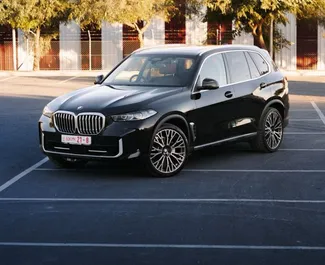 Motore Diesel da 3,0L di BMW X5 2024 per il noleggio a Larnaca.