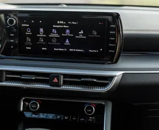 Kia K5 2022 disponibile per il noleggio a Tbilisi, con limite di chilometraggio di illimitato.