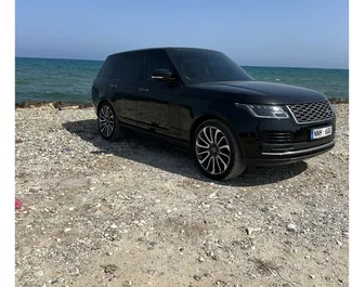Land Rover Range Rover 2019 disponibile per il noleggio a Larnaca, con limite di chilometraggio di illimitato.