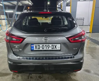 Noleggio auto Nissan Rogue 2019 in Georgia, con carburante Benzina e 141 cavalli di potenza ➤ A partire da 81 GEL al giorno.