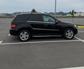 Noleggio auto Mercedes-Benz ML350 #16316 Automatico a Durazzo, dotata di motore 3,5L ➤ Da Emanuele in Albania.