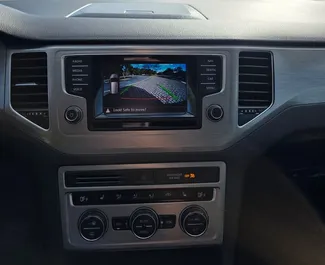 Noleggio auto Volkswagen Golf Sportsvan 2019 in Montenegro, con carburante Diesel e 150 cavalli di potenza ➤ A partire da 55 EUR al giorno.