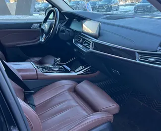 Noleggio BMW X7. Auto Premium, Lusso, Crossover per il noleggio in Bielorussia ✓ Cauzione di Deposito di 333 USD ✓ Opzioni assicurative RCT.