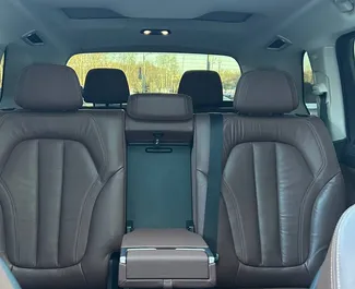 Noleggio auto BMW X7 2019 in Bielorussia, con carburante Benzina e 380 cavalli di potenza ➤ A partire da 183 USD al giorno.