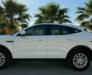 Motore Benzina da 2,0L di Jaguar E-Pace 2021 per il noleggio ad Alicante.