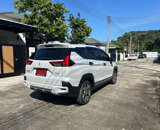 Noleggio Mitsubishi Xpander Cross. Auto Comfort, Crossover, Monovolume per il noleggio in Thailandia ✓ Cauzione di Deposito di 7000 THB ✓ Opzioni assicurative RCT, CDW, SCDW, FDW, Furto, Giovane.