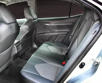 Noleggio Toyota Camry. Auto Comfort per il noleggio in Armenia ✓ Cauzione di Deposito di 400 USD ✓ Opzioni assicurative RCT, CDW, SCDW, Passeggeri, Furto, All'estero.