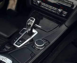 BMW 6-series Cabrio 2016 con sistema A trazione integrale, disponibile a Tbilisi.