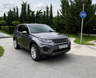 Vista frontale di un noleggio Land Rover Discovery a Tbilisi, Georgia ✓ Auto #15166. ✓ Cambio Automatico TM ✓ 0 recensioni.