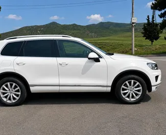 Noleggio auto Volkswagen Touareg #16575 Automatico a Tbilisi, dotata di motore 3,6L ➤ Da Lasha in Georgia.