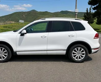 Motore Benzina da 3,6L di Volkswagen Touareg 2018 per il noleggio a Tbilisi.