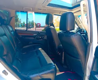 Noleggio Mitsubishi Pajero. Auto Comfort, SUV per il noleggio in Azerbaigian ✓ Cauzione di Deposito di 200 AZN ✓ Opzioni assicurative RCT, CDW, SCDW, Furto.