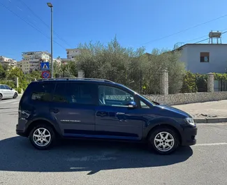 Noleggio auto Volkswagen Touran #16437 Automatico a Tirana, dotata di motore 1,4L ➤ Da Ira in Albania.