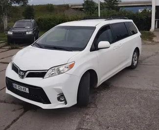Noleggio auto Toyota Sienna #15913 Automatico a Kutaisi, dotata di motore 3,5L ➤ Da Giorgi in Georgia.