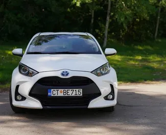 Noleggio auto Toyota Yaris #16615 Automatico a Budva, dotata di motore 1,5L ➤ Da Filip in Montenegro.