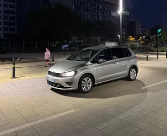 Motore Diesel da 1,6L di Volkswagen Golf 7 2016 per il noleggio a Tirana.
