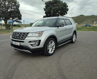 Vista frontale di un noleggio Ford Explorer a Tbilisi, Georgia ✓ Auto #13667. ✓ Cambio Automatico TM ✓ 0 recensioni.